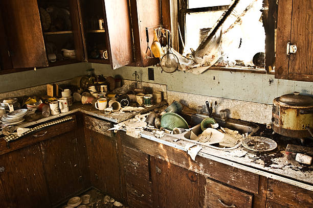 very-dirty-kitchen